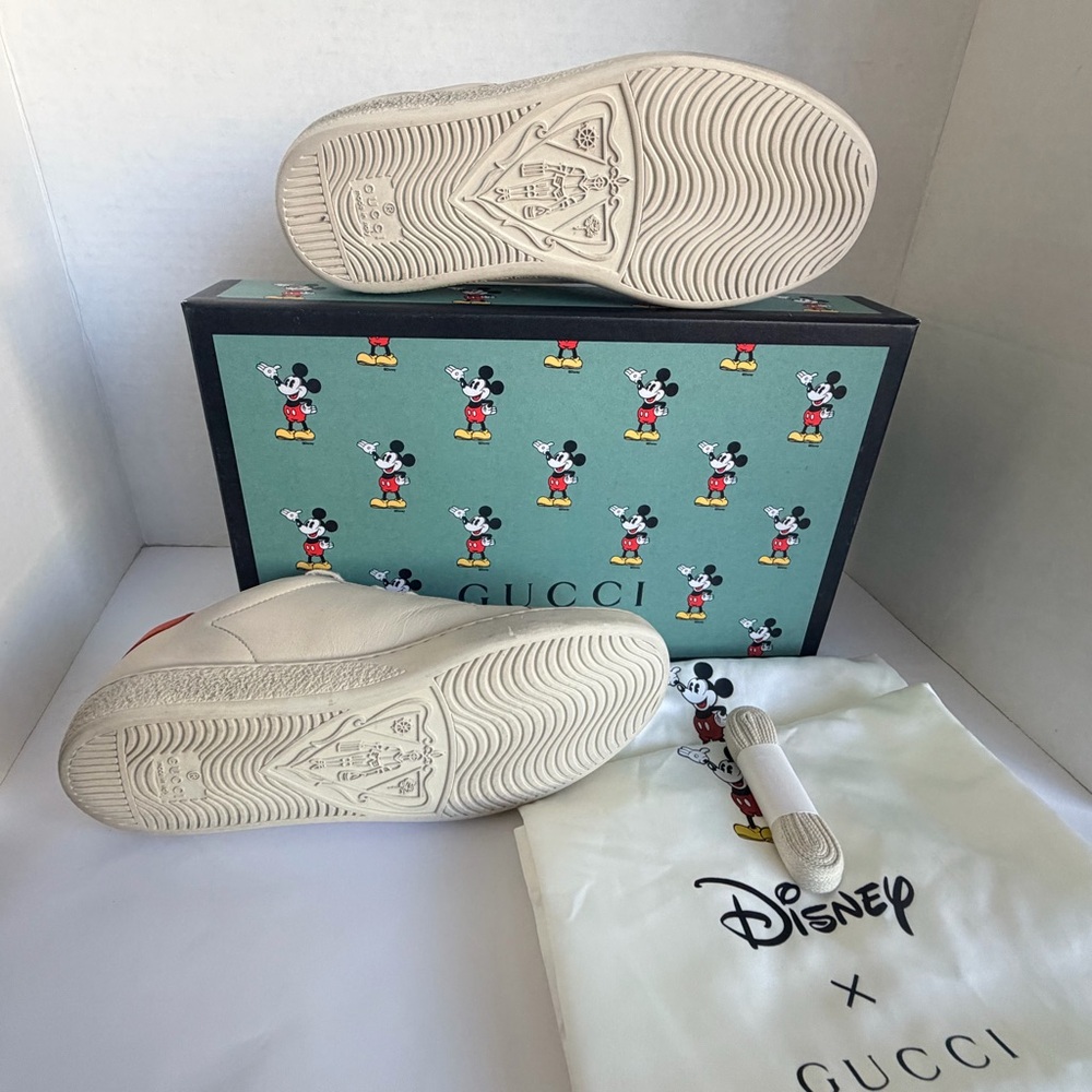 PRE - LOVED: Gucci Cream Leather Mickey Sneakers with Orange Heel - Picture 5 of 13
